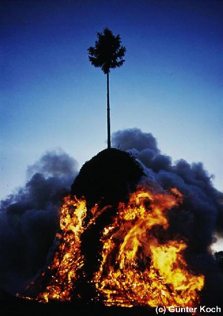 Lerbacher Osterfeuer 2022 – Teil 1